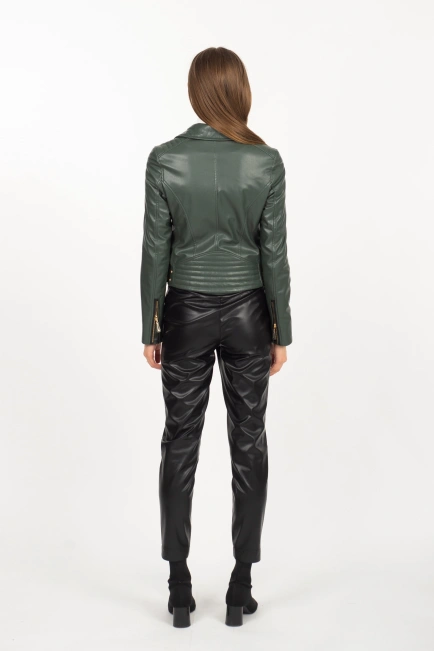 Жіноча куртка із еко-шкіри темно-зеленого кольору-6