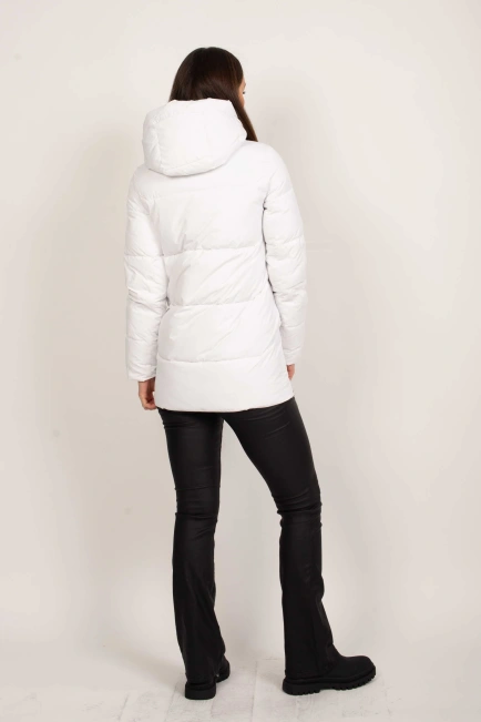 Белая женская куртка пуховик-7