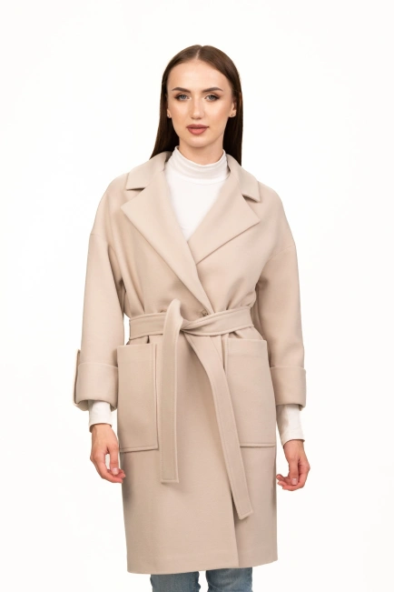 Женское пальто с поясом светлый беж-1