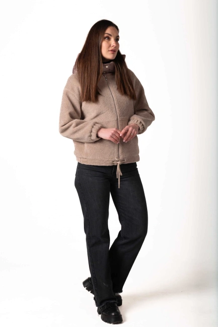 Жіноча шуба з екохутра-бомбер для зими-7