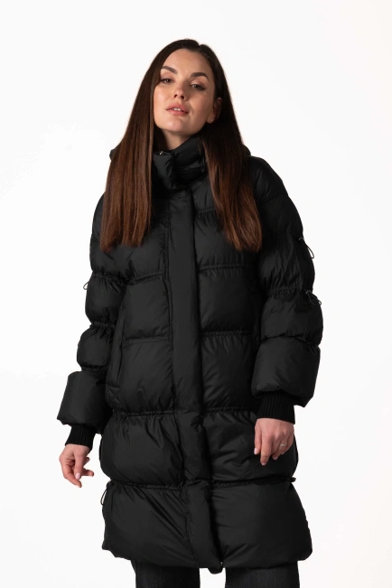 Чорний біопуховик з кулісками та капюшоном-1
