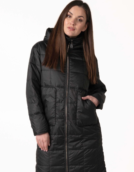 Женская демисезонная куртка с капюшоном чёрная