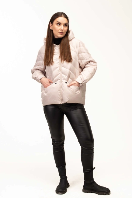 Демисезонная куртка с капюшоном и карманами-10