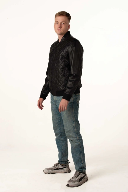 Чоловіча шкіряна куртка-бомбер чорна-4