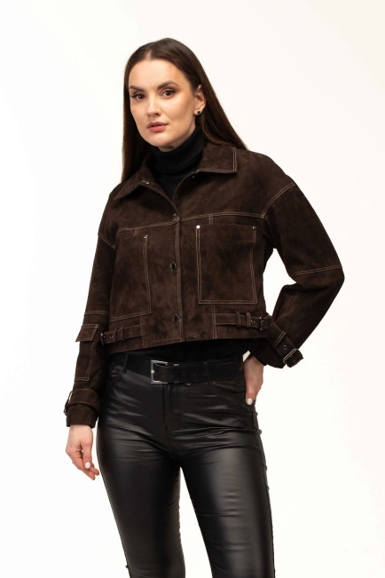 Женская замшевая куртка с ремешками-1