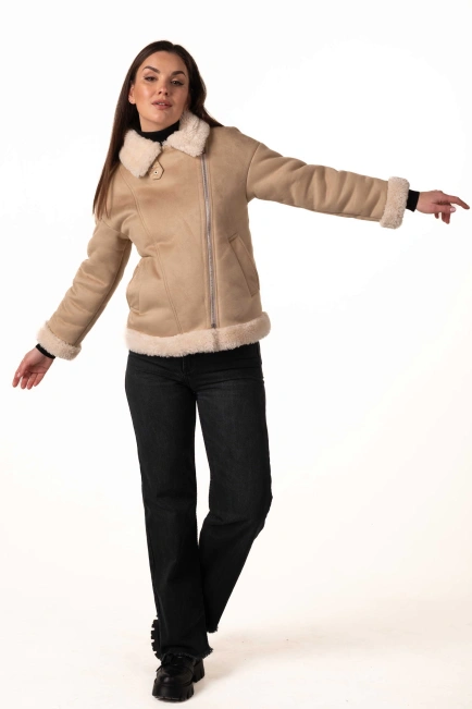 Жіноча екодублянка-косуха бежевого кольору-7