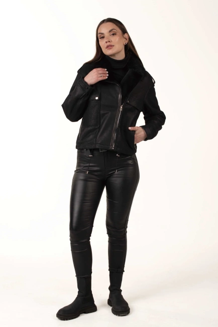 Женская черная дубленка с воротником из тосканы-10