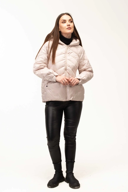 Демисезонная куртка с капюшоном и карманами-9