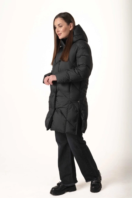 Довгий чорний біопуховик із розрізами з боків-5