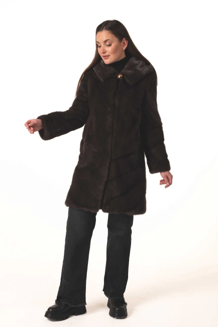 Норкова шуба кольору темний капучіно-10