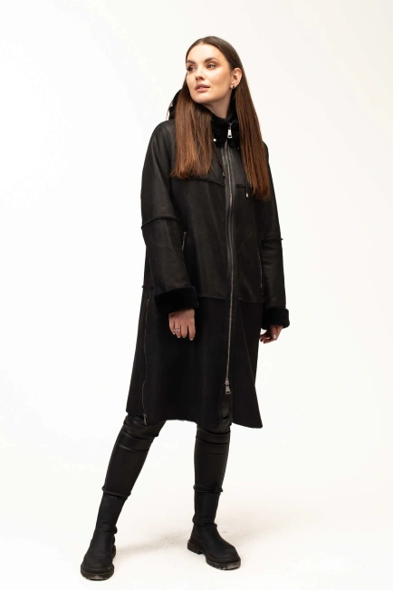 Жіноча чорна дублянка з капюшоном довга-10