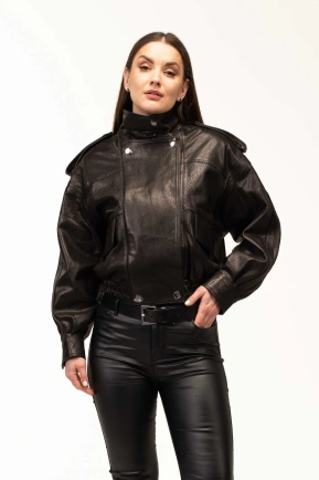 Шкіряна куртка-бомбер з подвійним коміром