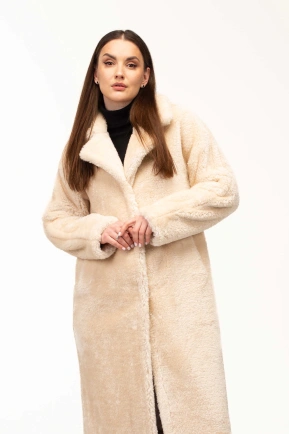 Женская шуба из эко-меха бежевая классическая