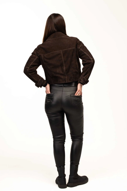 Женская замшевая куртка с ремешками-2