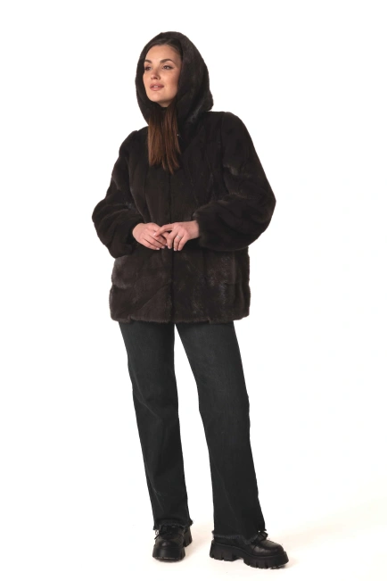 Жіноча норкова шуба коричневого кольору зима-10