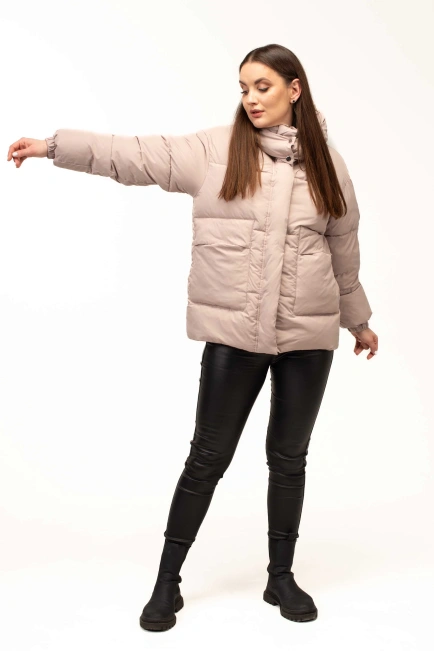 Жіночий бежевий біопуховик на холодну зиму-9