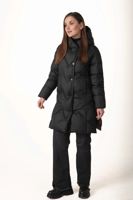 Довгий чорний біопуховик із розрізами з боків-3
