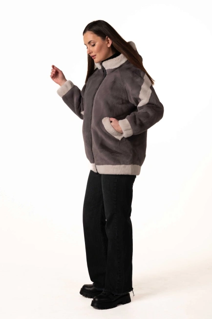 Шуба з екохутра сіра зі світлими вставками-5