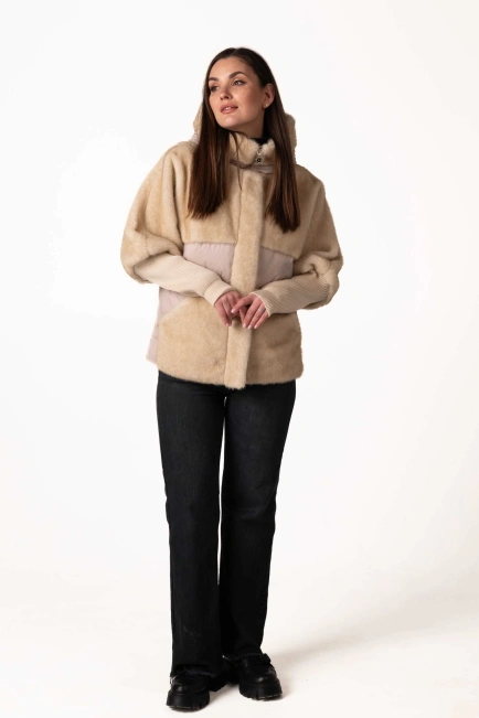 Жіночий біопуховик з екохутром беж-9