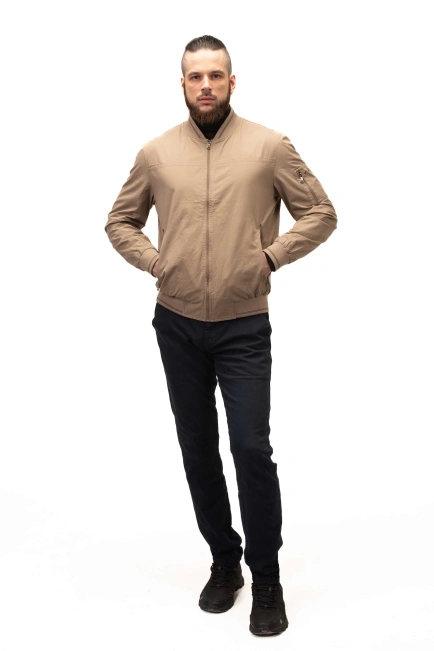 Мужская лёгкая куртка бежевый бомбер-9