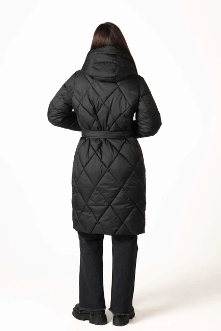 Чорний біопуховик з ромбовидною прострочкою-2