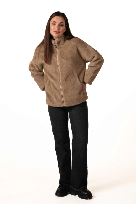 Шуба з екохутра у бежевому кольорі коротка-9