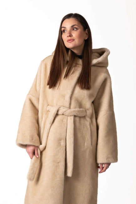 Шуба з екохутра бежева з втяжним поясом-1