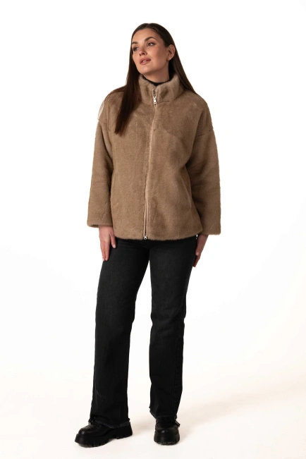 Шуба з екохутра у бежевому кольорі коротка-6