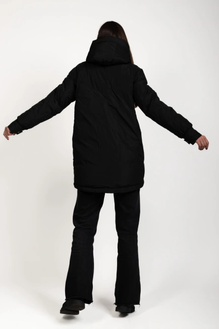 Зимняя куртка с биопухом черного цвета-9
