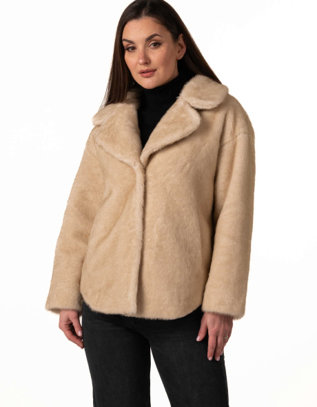 Жіноча шуба з екохутра з англійським коміром