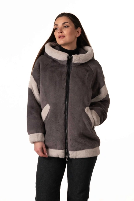 Шуба з екохутра сіра зі світлими вставками-1