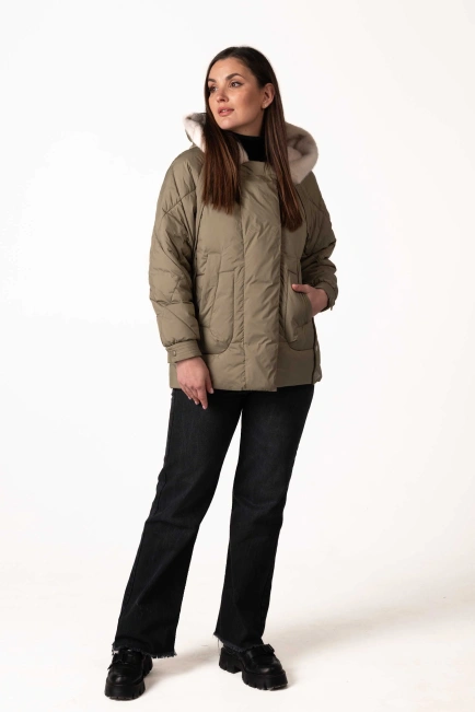 Біопуховик зеленого кольору з екохутром-7