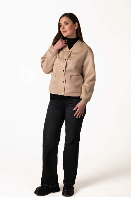 Жіноча куртка зі штучної замші бежева-10