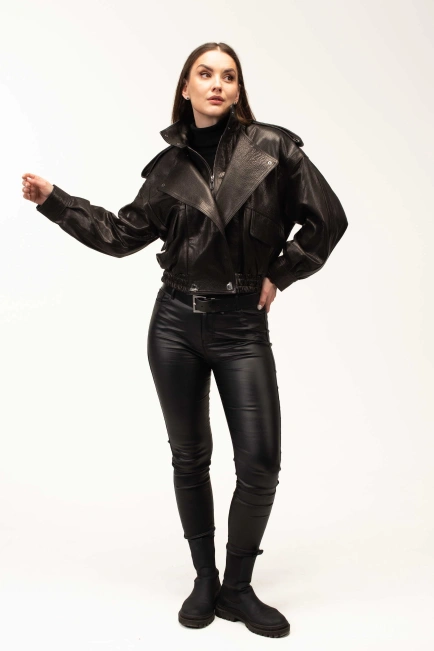 Кожаная куртка-бомбер с двойным воротником-10