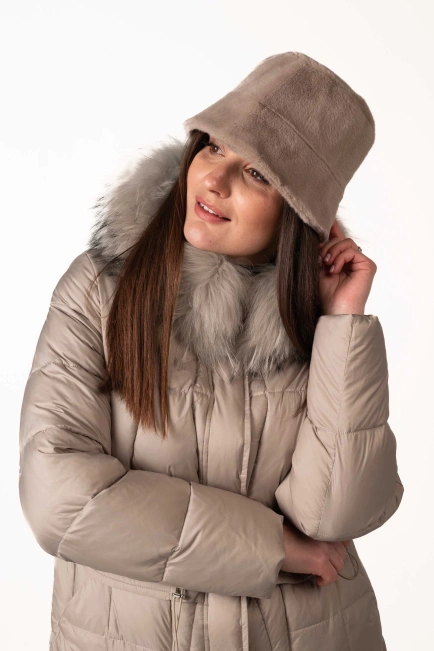 Жіноча зимова шапка з екохутра-6