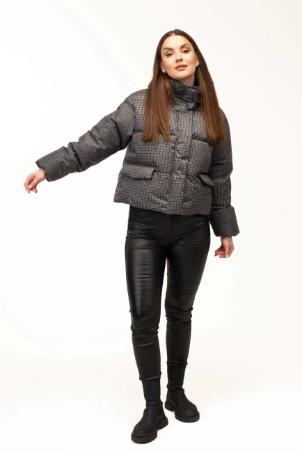 Женский зимний биопуховик в клетку-10
