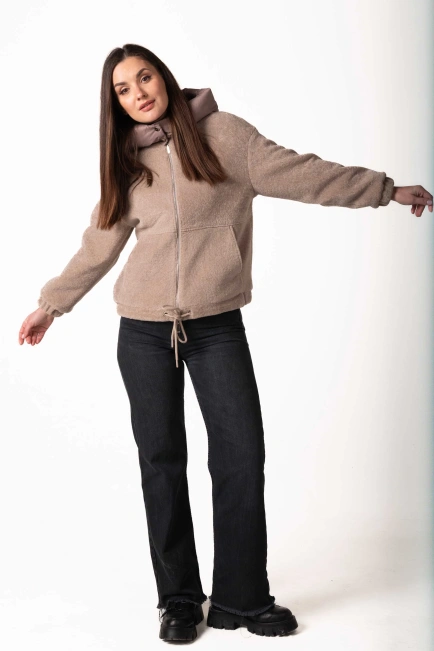 Жіноча шуба з екохутра-бомбер для зими-9