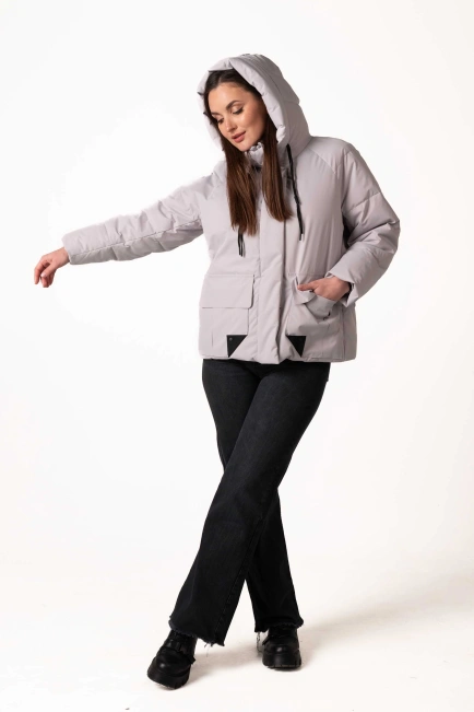 Жіночий світло-сірий біопуховик з капюшоном-9