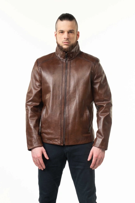 Шкіряна куртка у коричневому відтінку зі швами-1