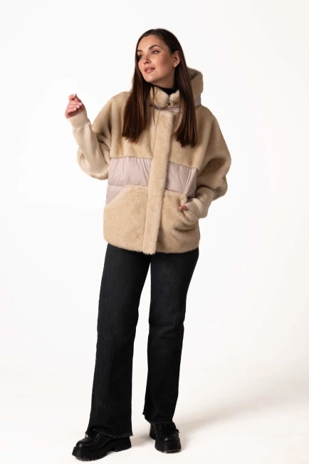 Жіночий біопуховик з екохутром беж-8