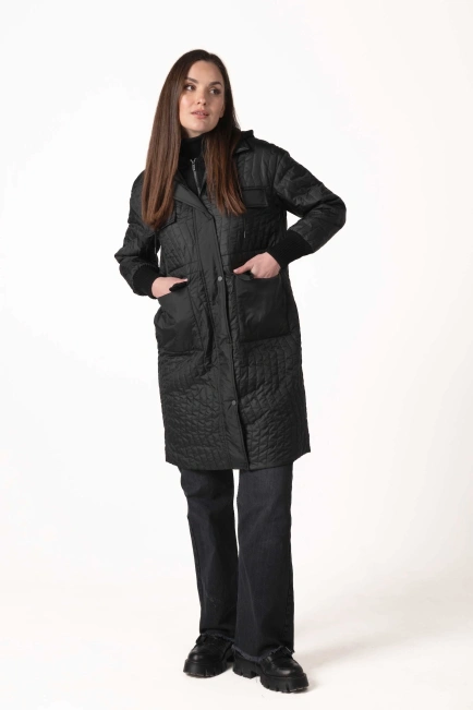 Жіноча демісезонна куртка на синтепоні чорна-9