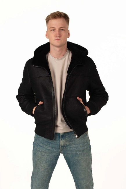 Чоловіча дублянка-бомбер з капюшоном-3