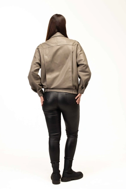 Женская бежевая кожаная куртка с резинкой-2