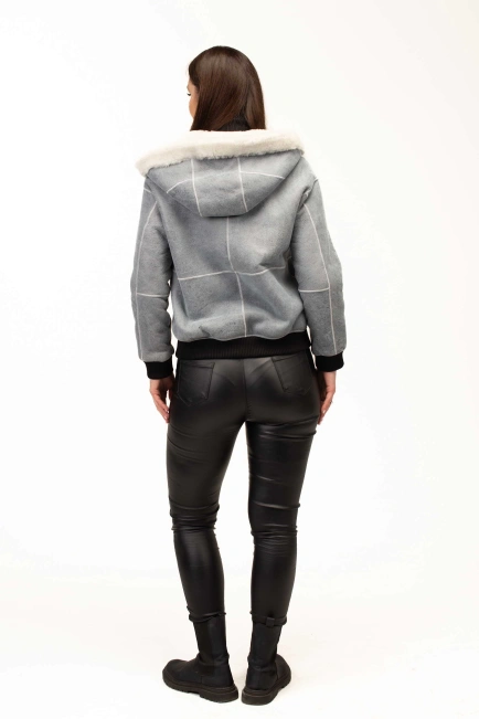 Жіноча сіра дублянка з капюшоном-2