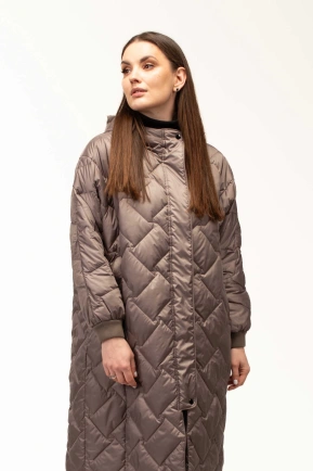 Удлиненная демисезонная куртка кофейного цвета