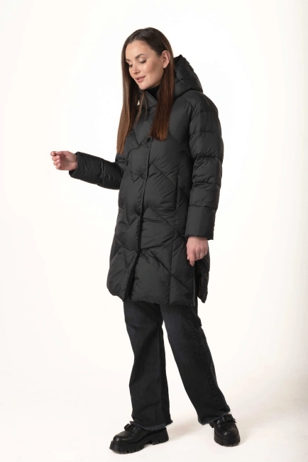 Довгий чорний біопуховик із розрізами з боків-8