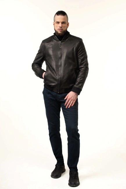 Чоловіча шкіряна куртка-бомбер чорна-3