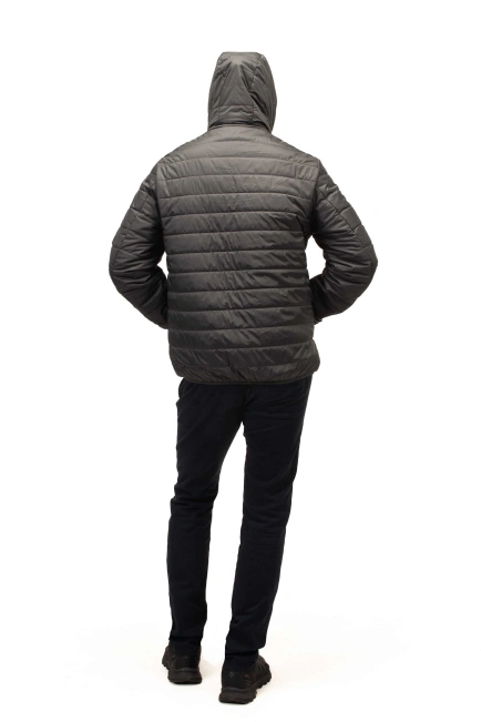 Чоловіча куртка сірого кольору стьобана-2