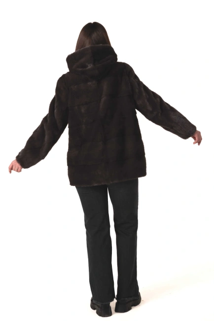 Жіноча норкова шуба коричневого кольору зима-2