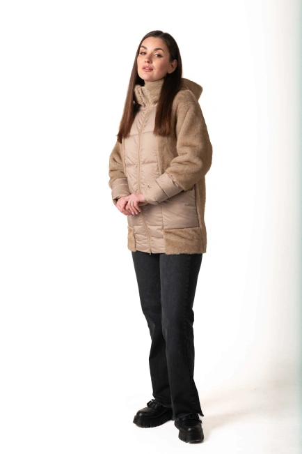 Біопуховик з екохутром бежевого кольору зима-5